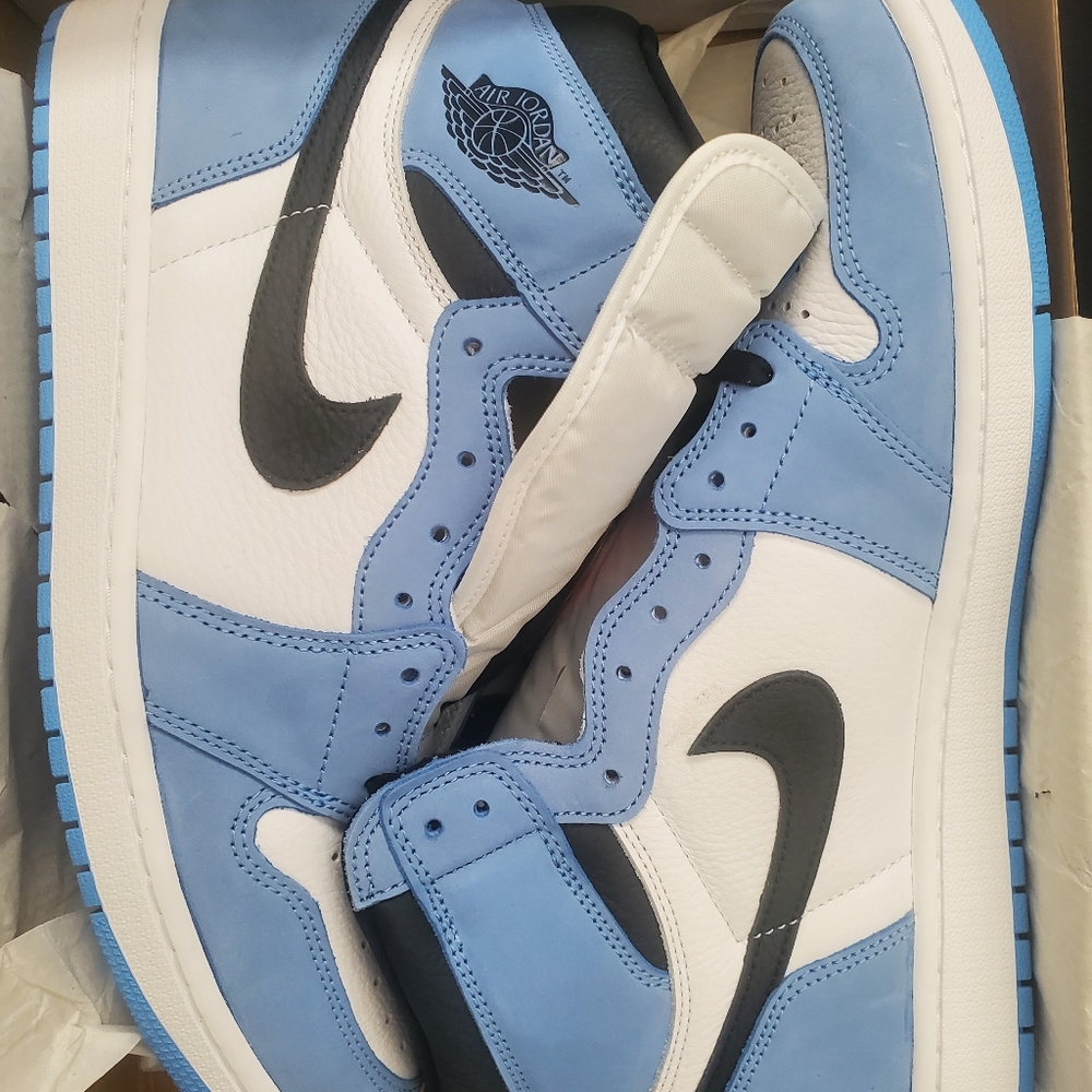 Nike Air jordan1 University Blue